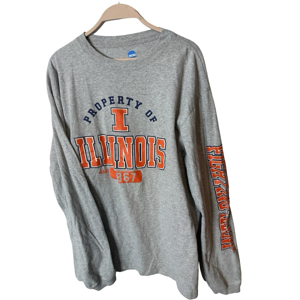 NCAA sz XL UIUC Univesity of Illinois long sleeve graphic t-shirt